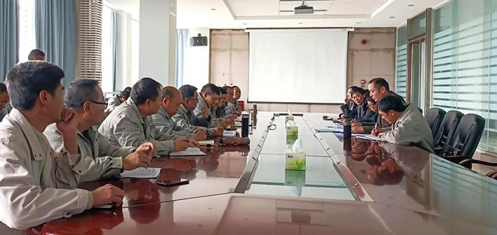 云煤（esball世博）集团清静检查组到先锋化工公司开展春节前清静生产检查