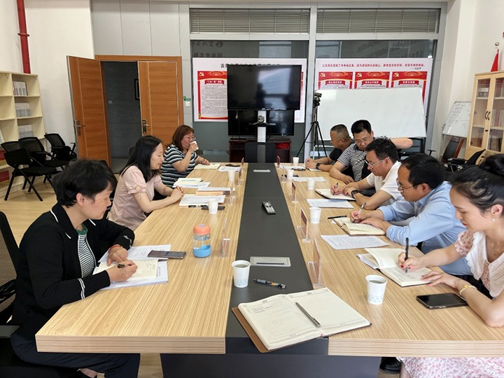 【聚焦云煤】昆明高新区管委会、税务局到云煤（esball世博）集团交流座谈