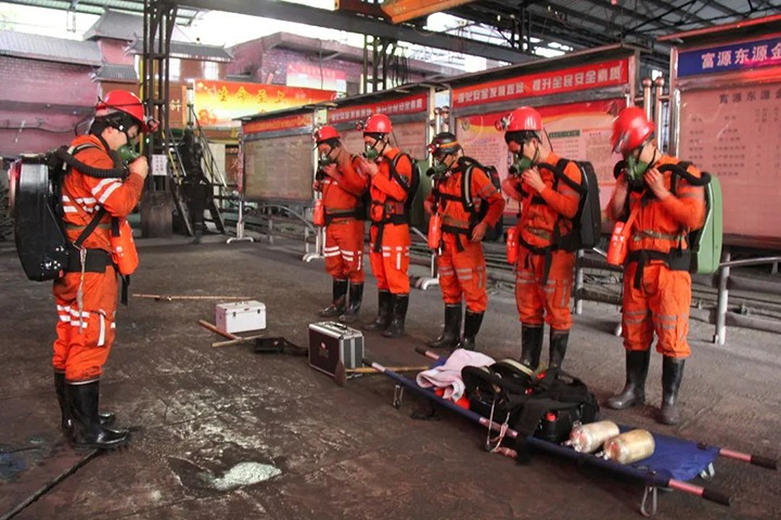 【云煤简讯】金发煤业开展煤与瓦斯突出应抢救援演练|曲煤焦化公司开展“相助强党建，，联创守清静”主题党日活动