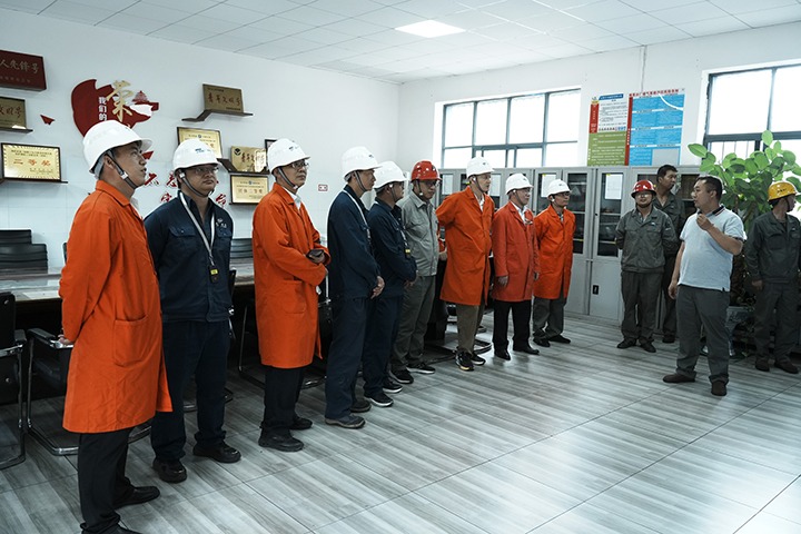 能投集团、煤炭工业集团党委联合召开曲靖区域企业党建联建共创事情启动安排会