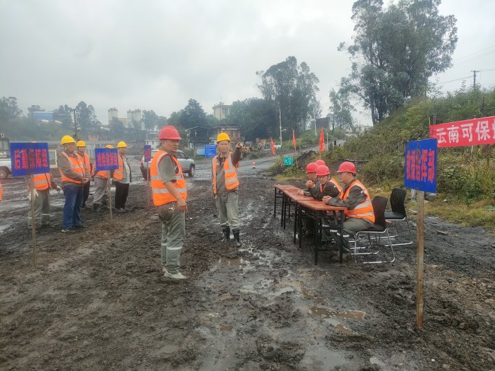 应急始于心，，提防始于行——可保煤矿公司开展火灾专项应急预案演练