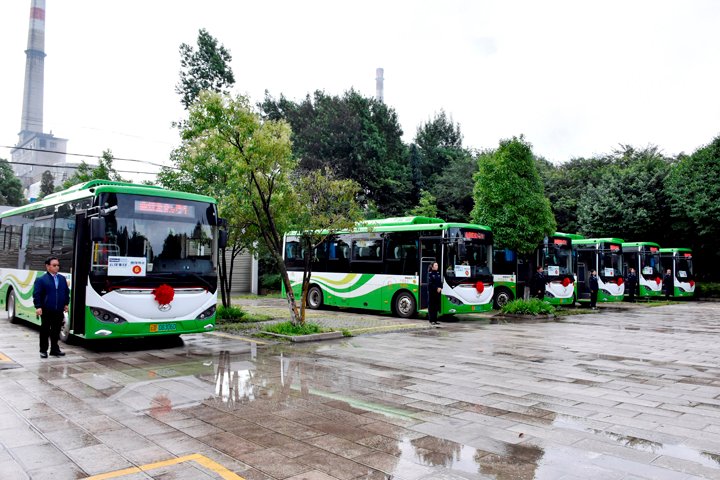 刷新为了谁？？暖心事里见新生 